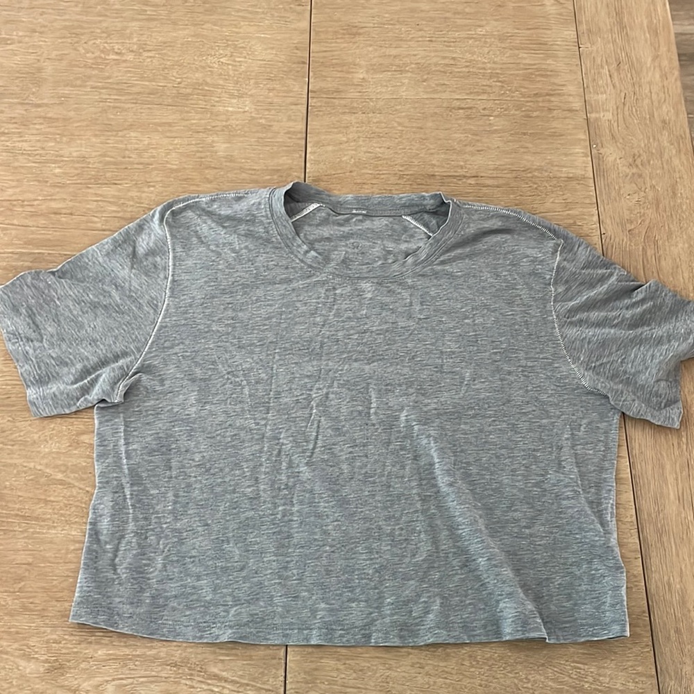 lululemon crop t shirt